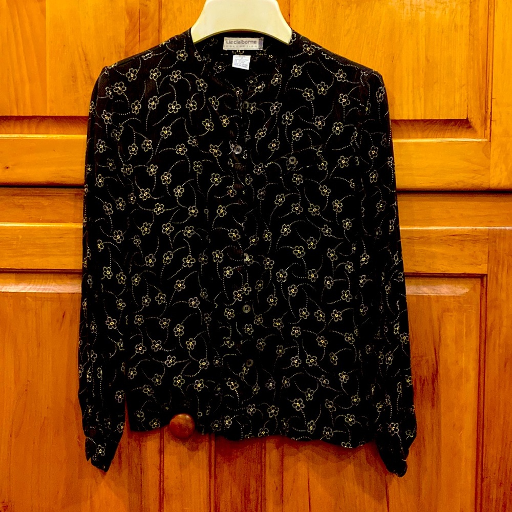 Flower print, Liz Claiborne Collection 100 %Silk blouse.